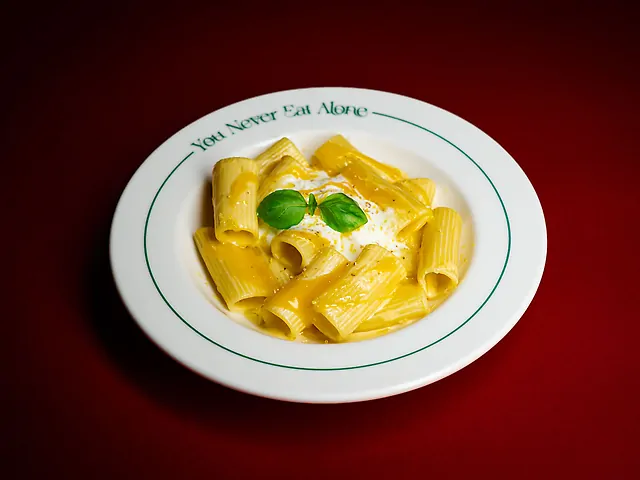 Рігатоні, страчателла, лимон