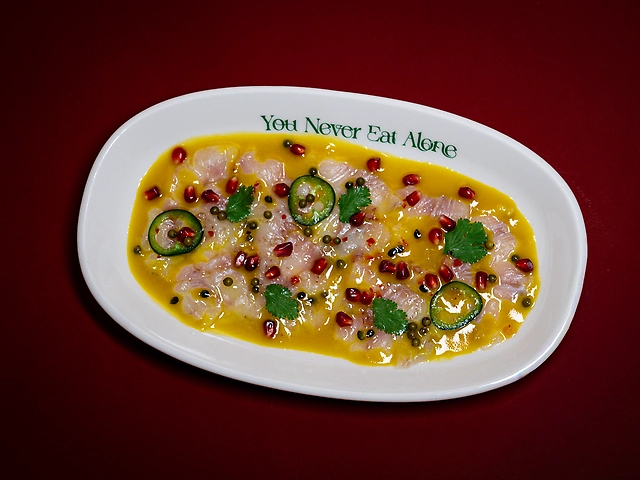 Тірадітто з сібасу, соус маракуйя