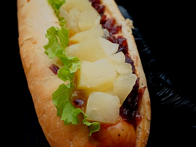 Хот-дог Гавайський