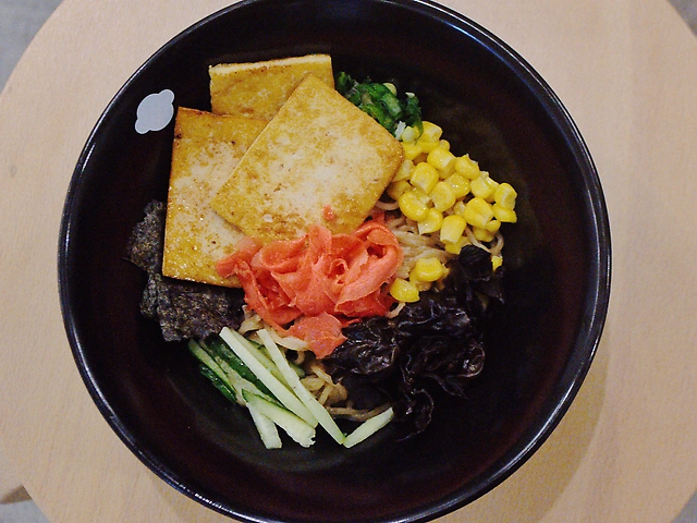 Локшина мазамен з тофу (веган)