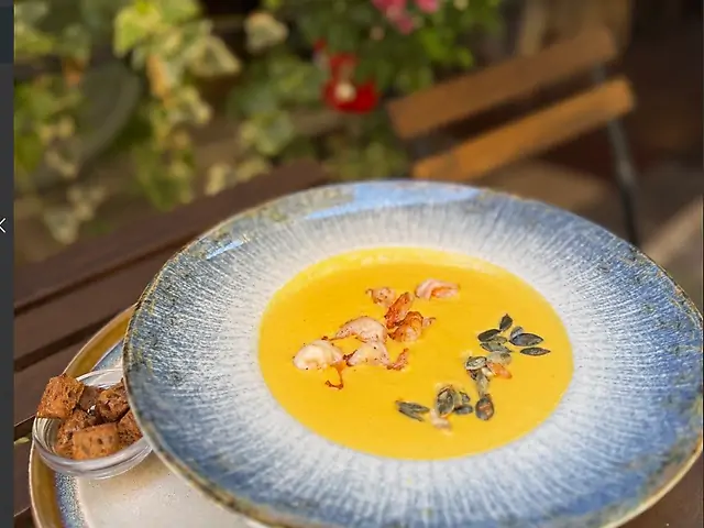 Гарбузовий суп з креветками