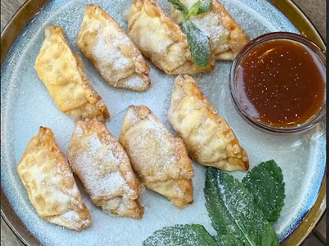 Гіоза з яблуком та солоною карамеллю