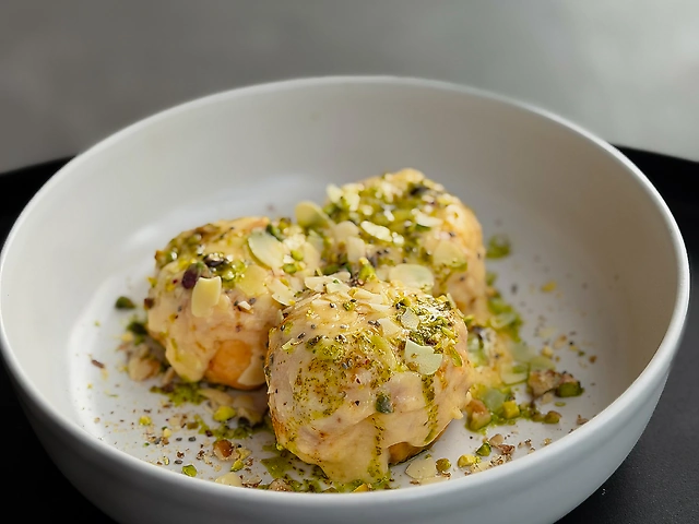 Сирники з апельсиновим соусом