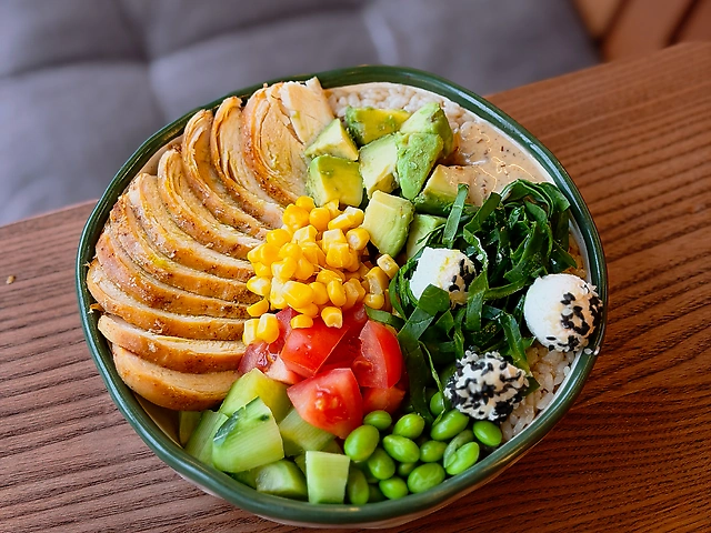 Боул з куркою