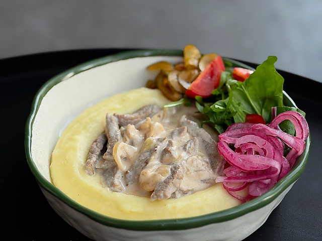 М'ясо по-строгановськи