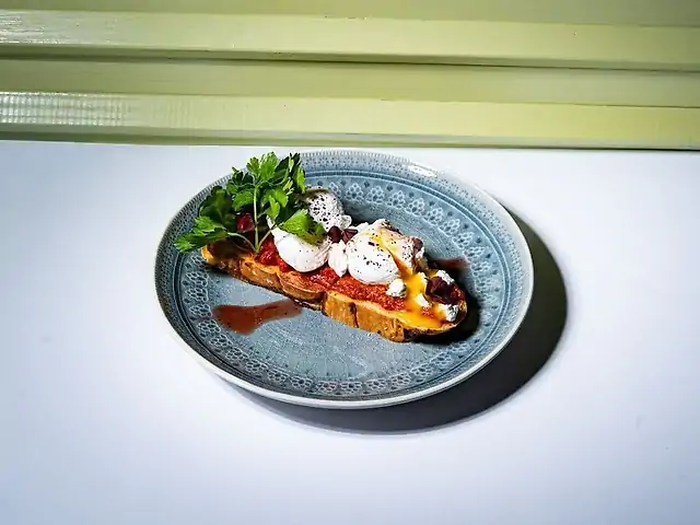 Шакшука тост на халі