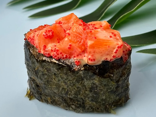 Гункан лосось