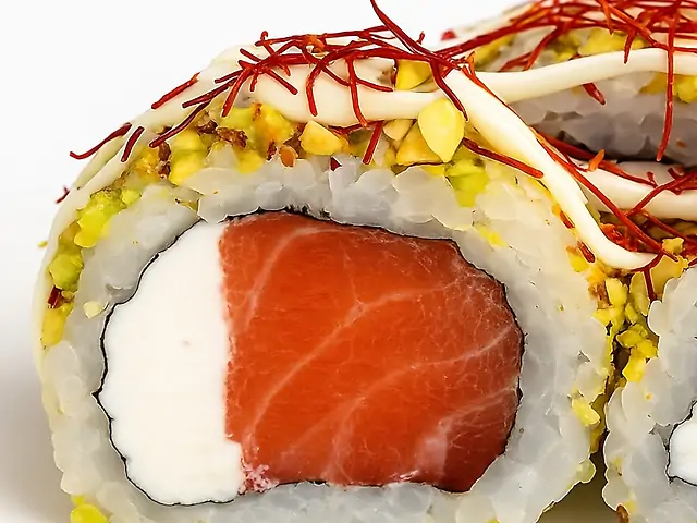 Рол вершковий лосось з фісташкою