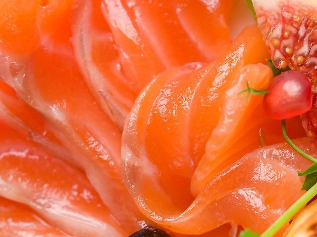 Лосось слабосолений за авторським рецептом