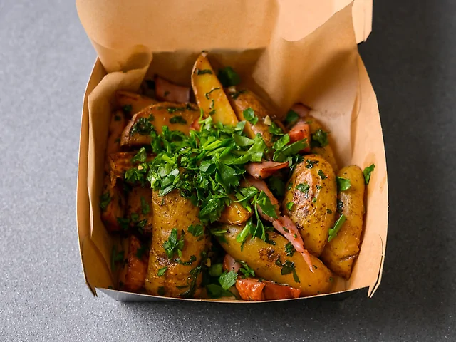 Картопля запечена по-селянські