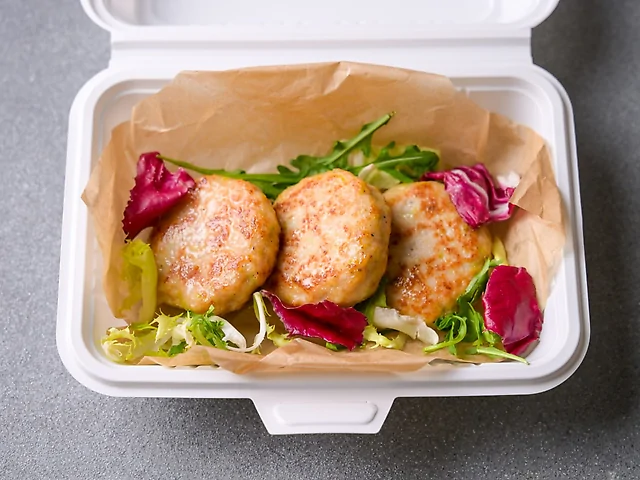 Котлети  з курки