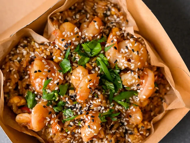 Рис по Тайськи з креветками