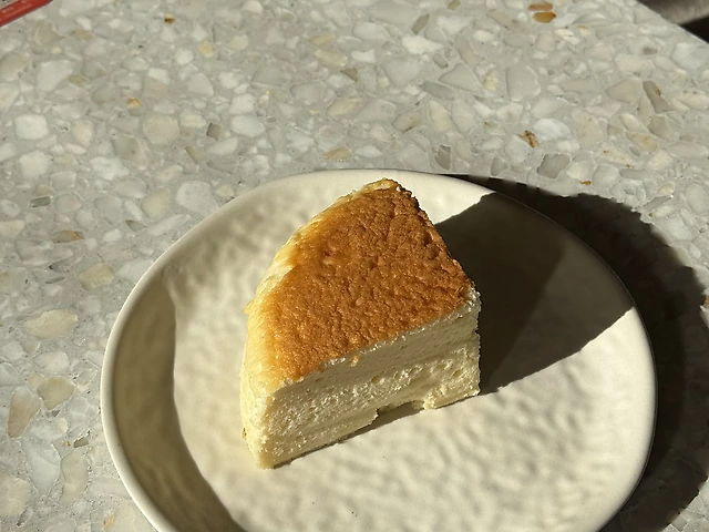 Шматочок Японського чизкейку