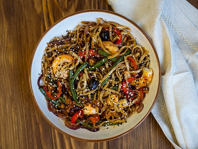 Вок з куркою