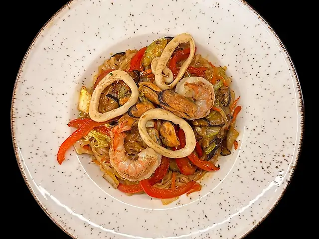 Локшина яєчна Тонкацу з Морепродуктами