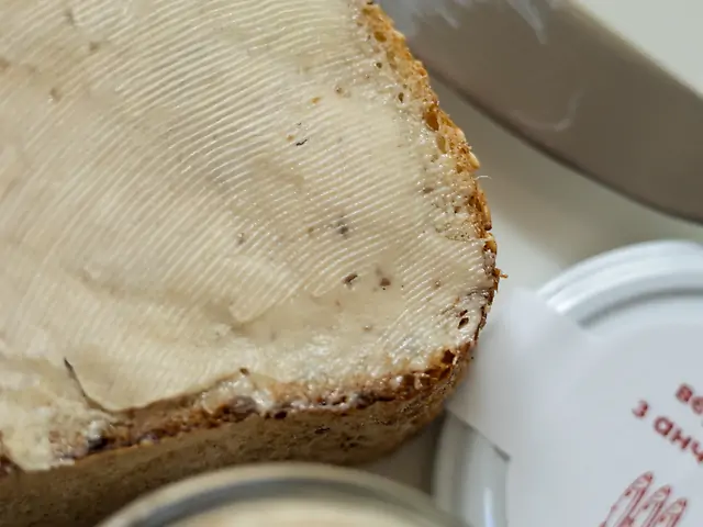 Масло вершкове з анчоусами