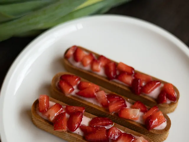 Тарт полуничний