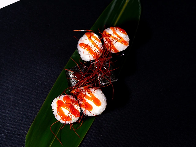 Кім Чі Макі