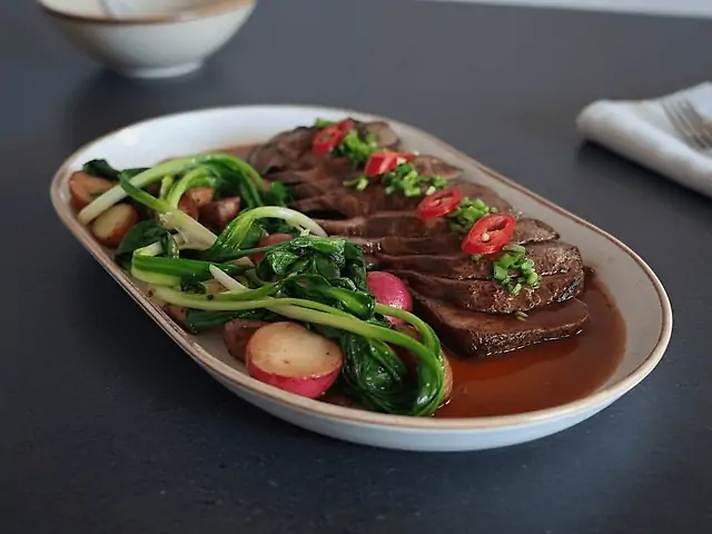 Стріплоїн (Україна) з картоплею та овочами