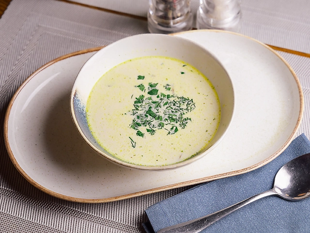 Юшка з міксу грибів