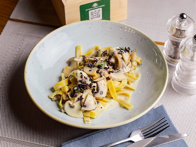 Паста з грибами та трюфелем