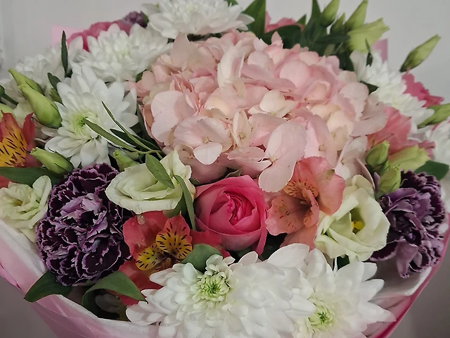 Букети з гортензію