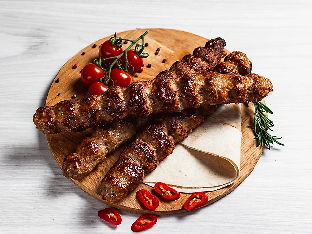 Люля-кебаб зі свинини