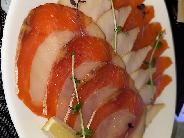 Рибне асорті