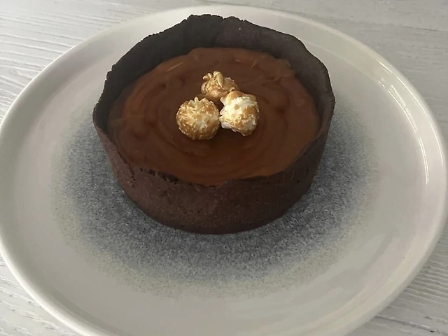 Чізкейк з солоною карамеллю