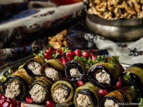 Рулетики з баклажанів