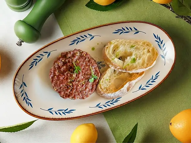 Класичний тартар з яловичини