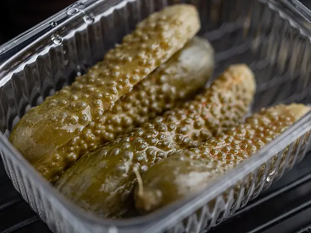 Огірки солоні