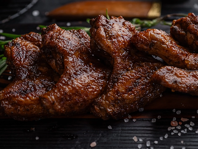 Курячі крильця BBQ