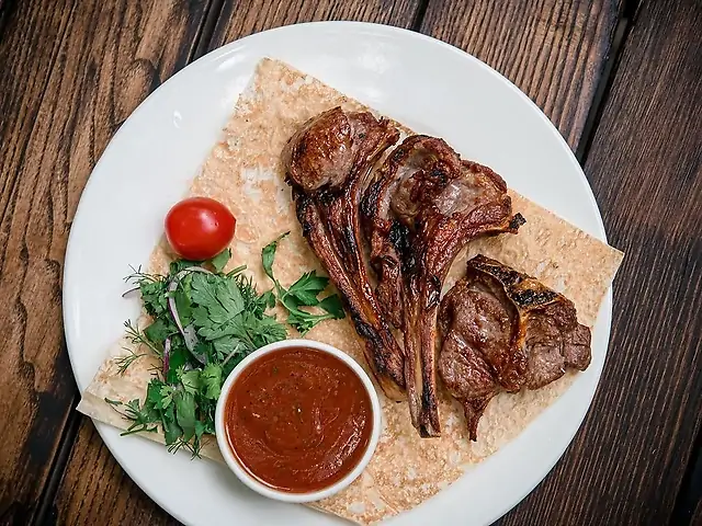 Каре микс молодого бессарабського ягняти