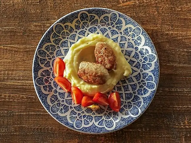 Котлети з індички з картопляним пюре