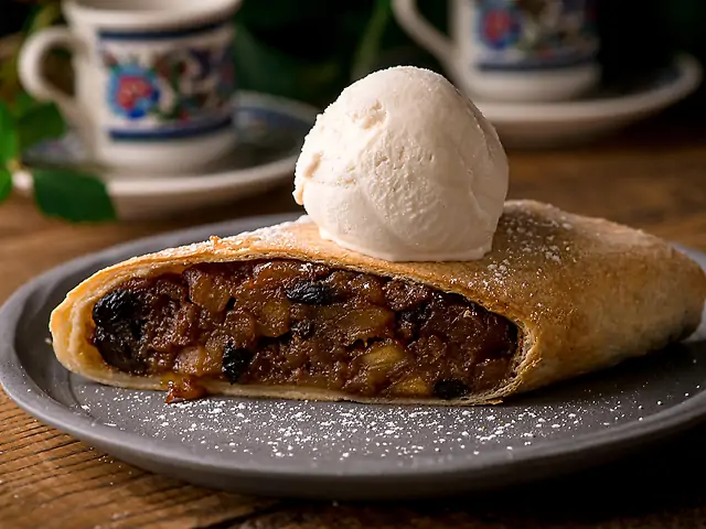 Штрудель яблучний