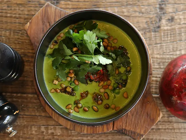 Крем-суп із зеленого горошку