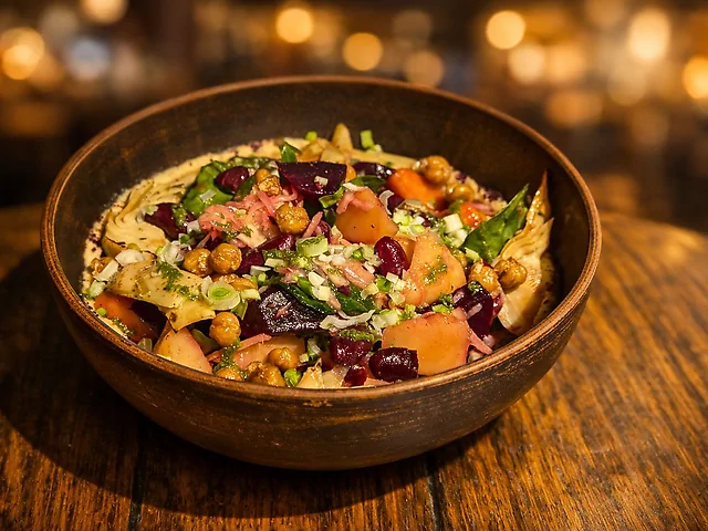 A-la  ВІНЕГРЕТ з артишоками на хумусі.