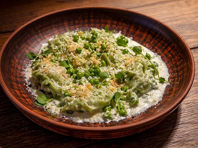 Вареники з томленою телятиною