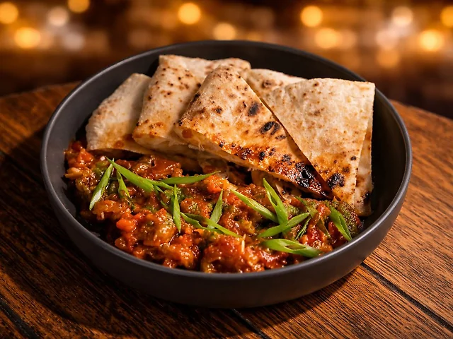 Ікра з печених овочів та селянським хлібом з печі