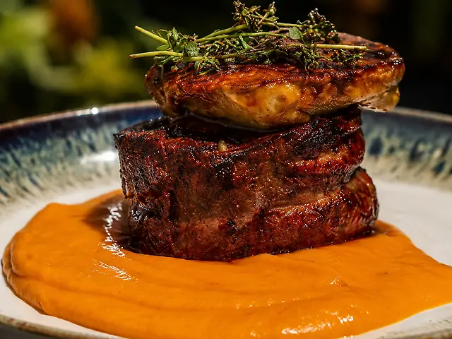Стейк Tournedos Rossini з Фуа-гра