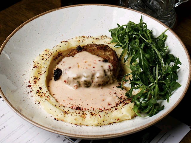 Котлета зі свинини