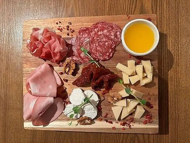 Антіпасті