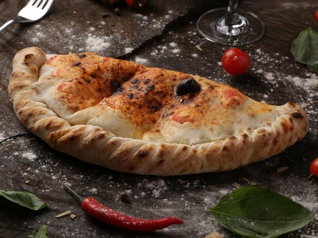 Пицца Кальцоне