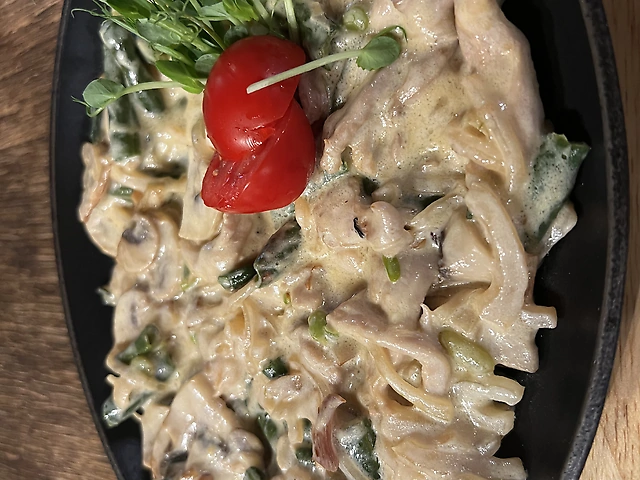Сковорідка з куркою