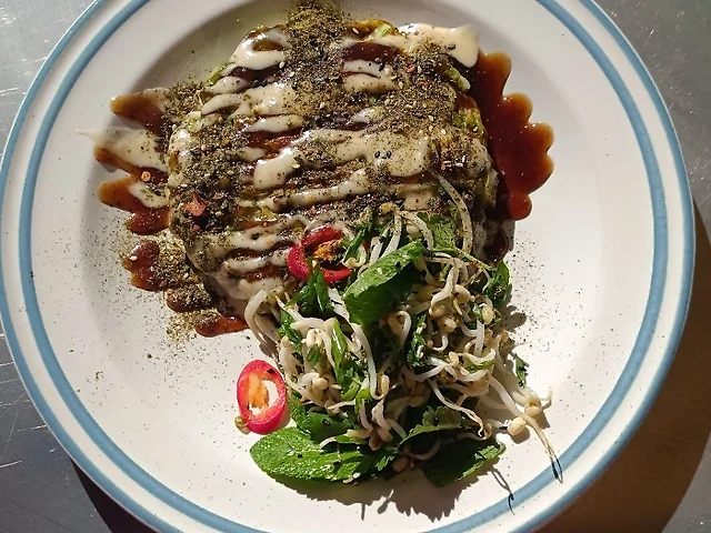 Окономіякі з морепродуктами