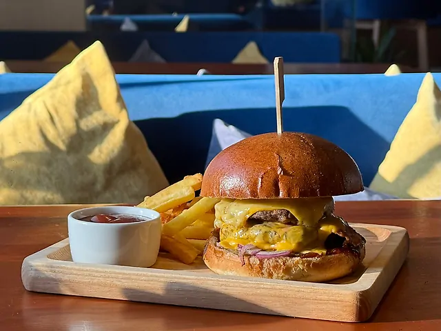 Бургер DOUBLE CHEESE