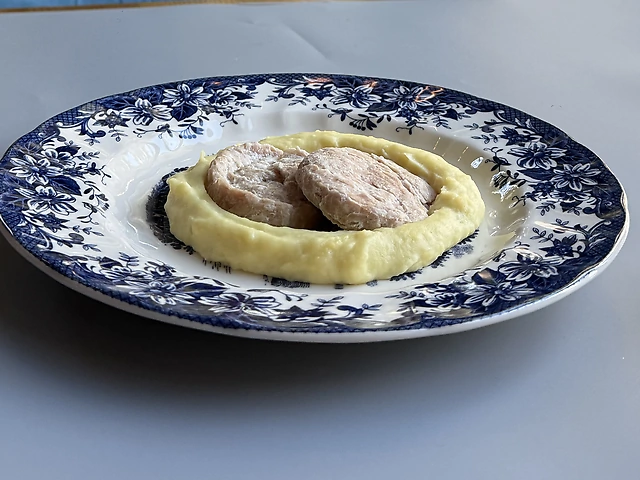 Пюре з котлетками