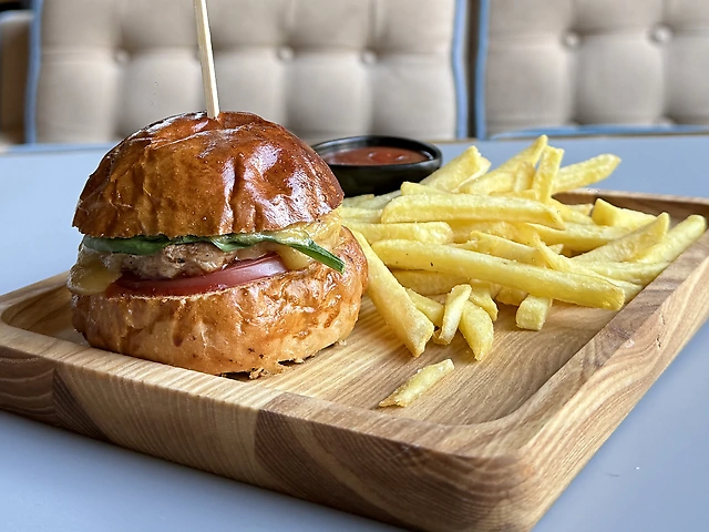 Дитячий бургер