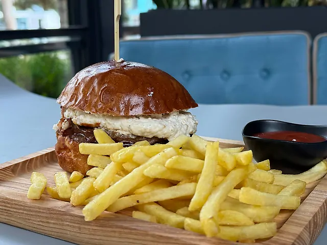 Бургер Smoked Cheese